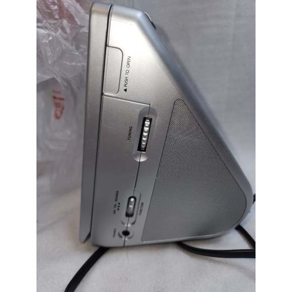 NWOT | Timex Clock | CD | Radio | MP3 | Nature sounds - Picture 6 of 7